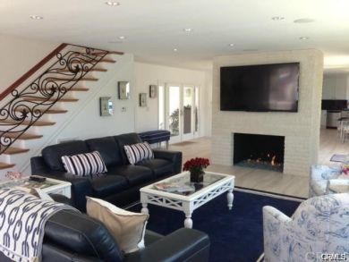 Luxury 4 Bedroom Newport Beach Waterfront Home Sleeps 8
